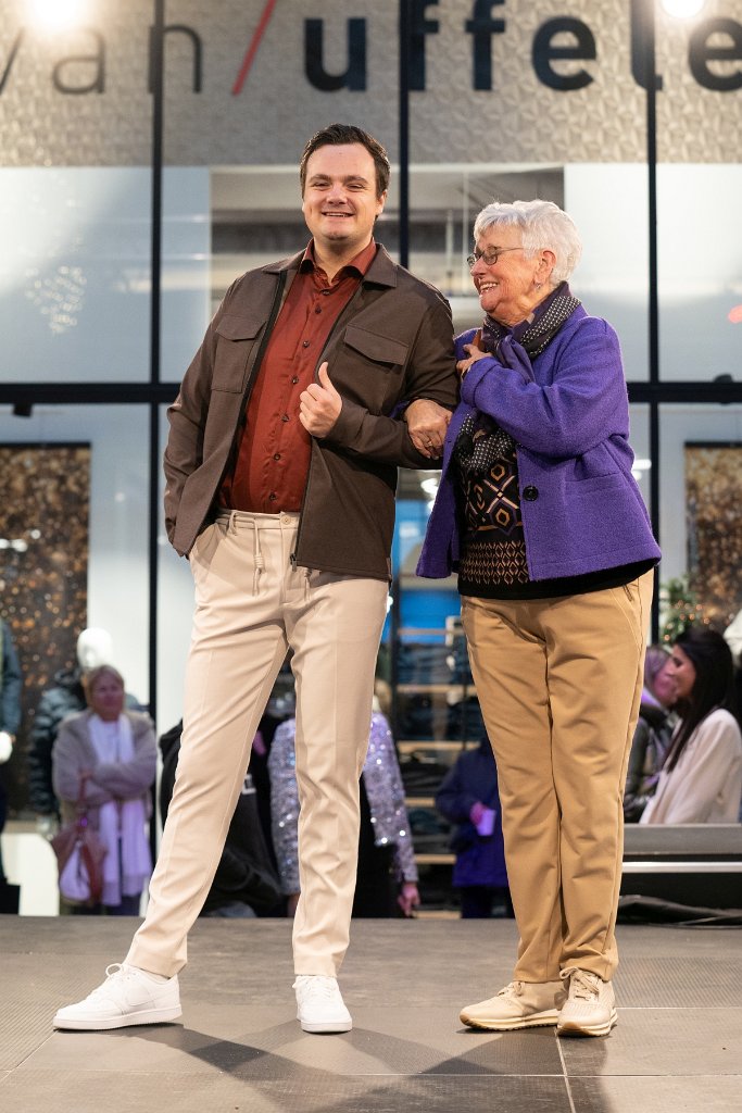 Modeshow 027.jpg